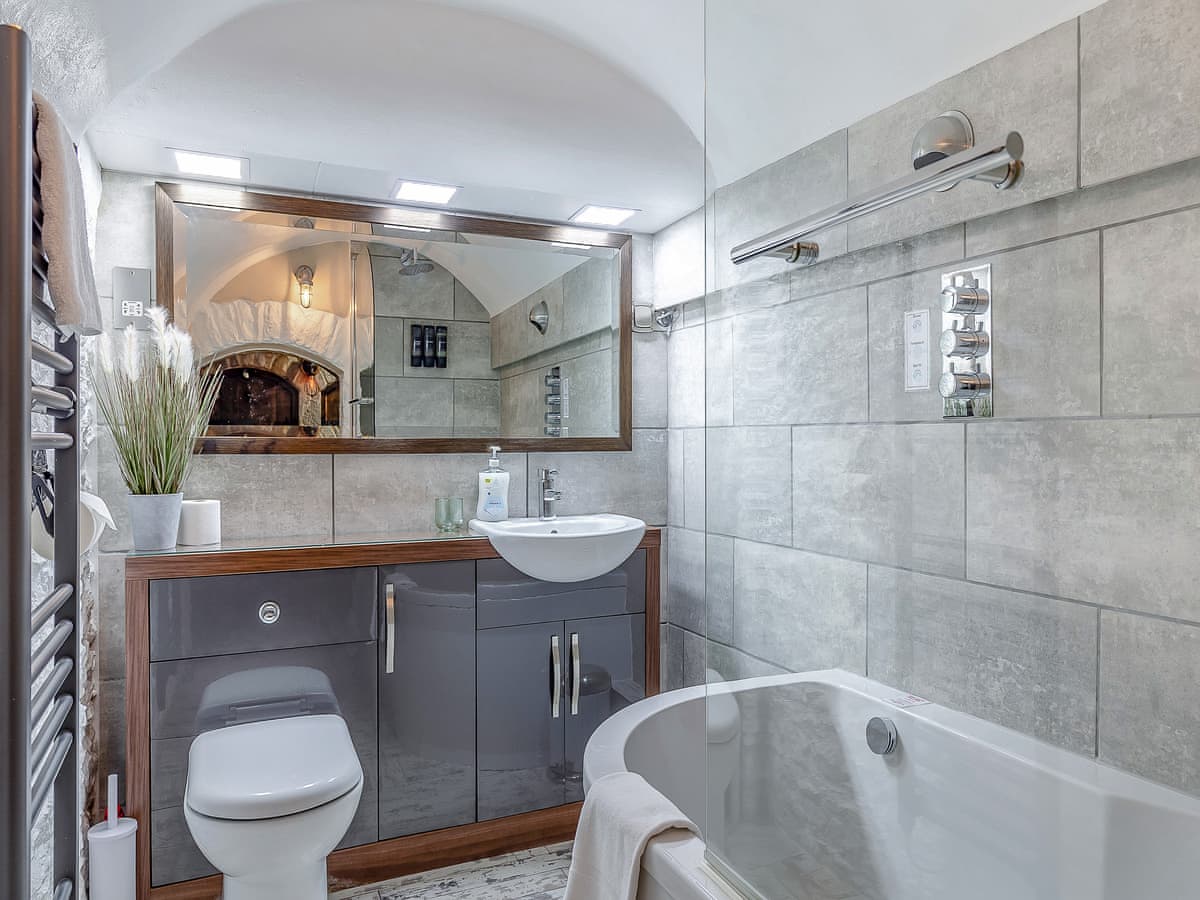The Catacombs guest bathroom